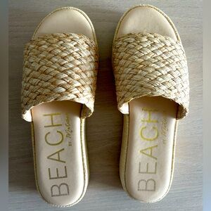 Women's Tan Slide Sandals